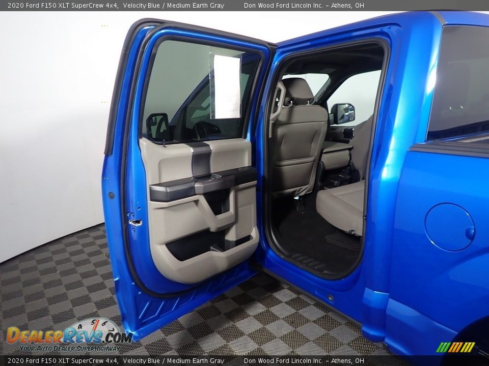 2020 Ford F150 XLT SuperCrew 4x4 Velocity Blue / Medium Earth Gray Photo #28