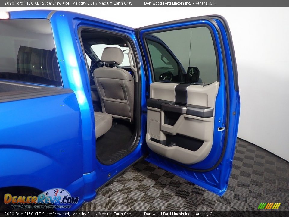 2020 Ford F150 XLT SuperCrew 4x4 Velocity Blue / Medium Earth Gray Photo #30