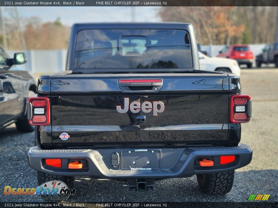 2021 Jeep Gladiator Mojave 4x4 Black / Black Photo #5