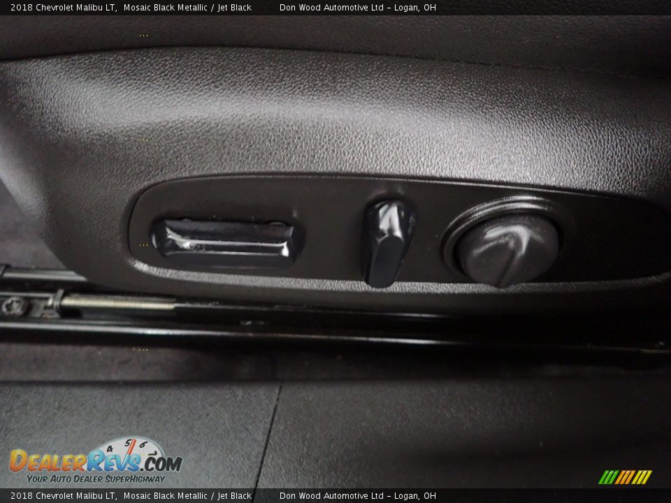 2018 Chevrolet Malibu LT Mosaic Black Metallic / Jet Black Photo #17