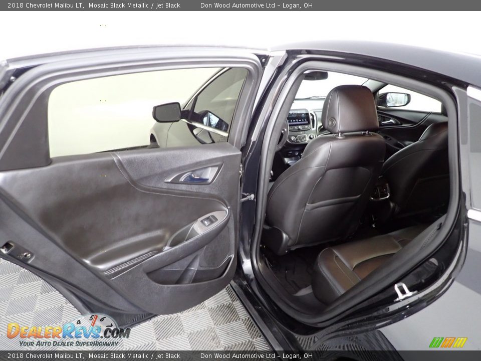 2018 Chevrolet Malibu LT Mosaic Black Metallic / Jet Black Photo #26
