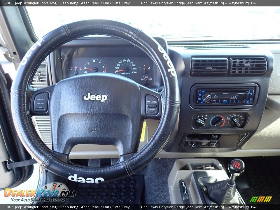2005 Jeep Wrangler Sport 4x4 Deep Beryl Green Pearl / Dark Slate Gray Photo #15