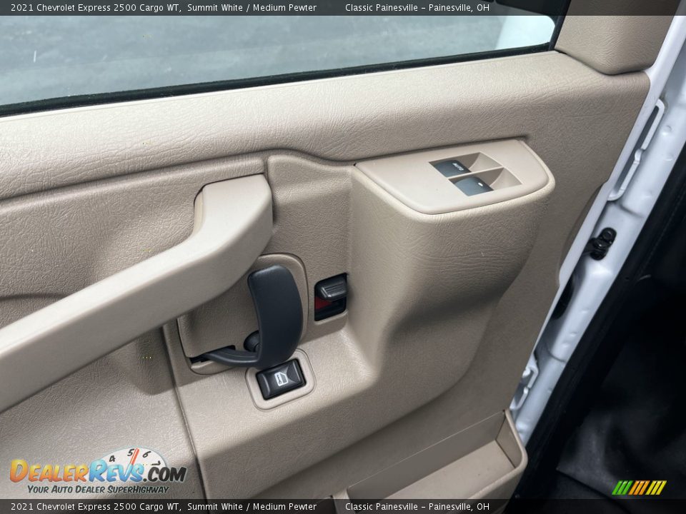 Door Panel of 2021 Chevrolet Express 2500 Cargo WT Photo #12