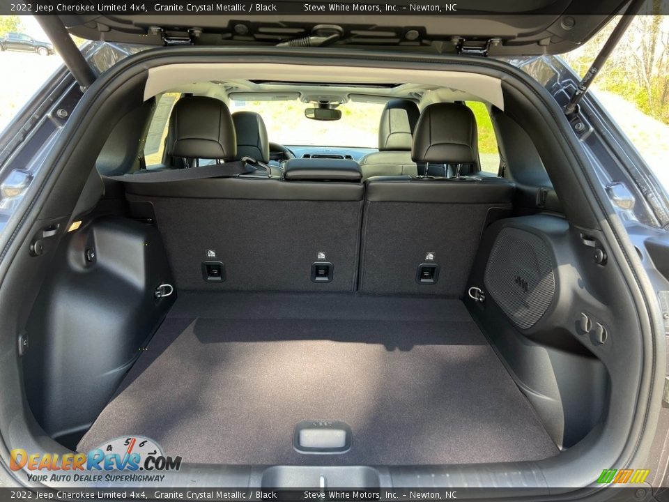 2022 Jeep Cherokee Limited 4x4 Trunk Photo #14