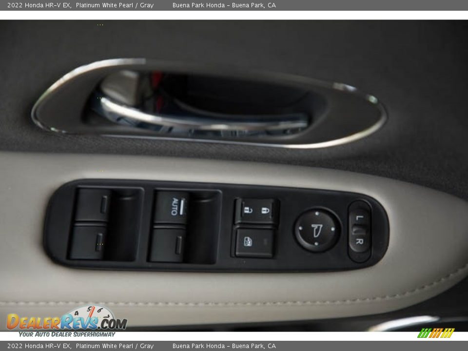 2022 Honda HR-V EX Platinum White Pearl / Gray Photo #33