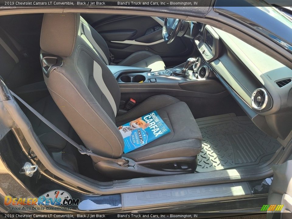 2019 Chevrolet Camaro LT Convertible Black / Jet Black Photo #32