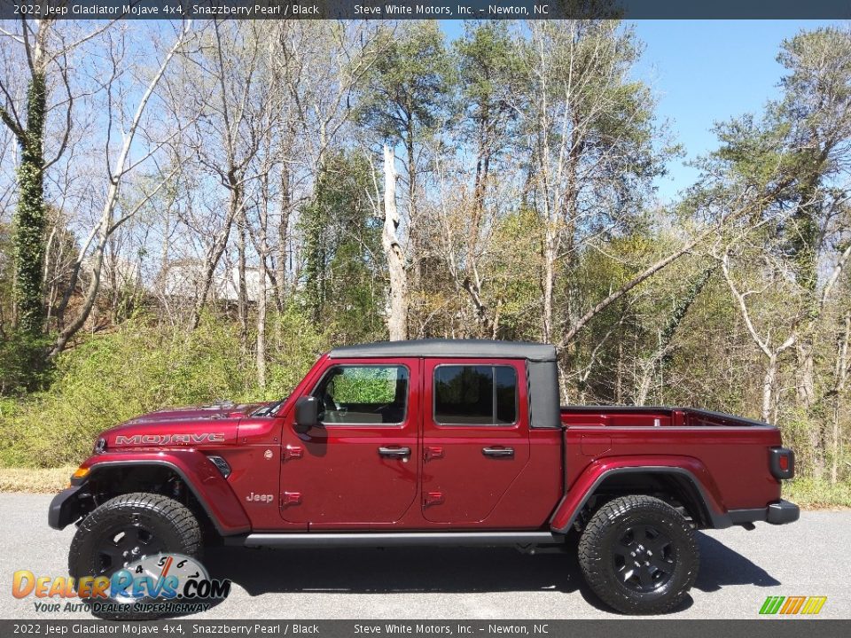 2022 Jeep Gladiator Mojave 4x4 Snazzberry Pearl / Black Photo #1