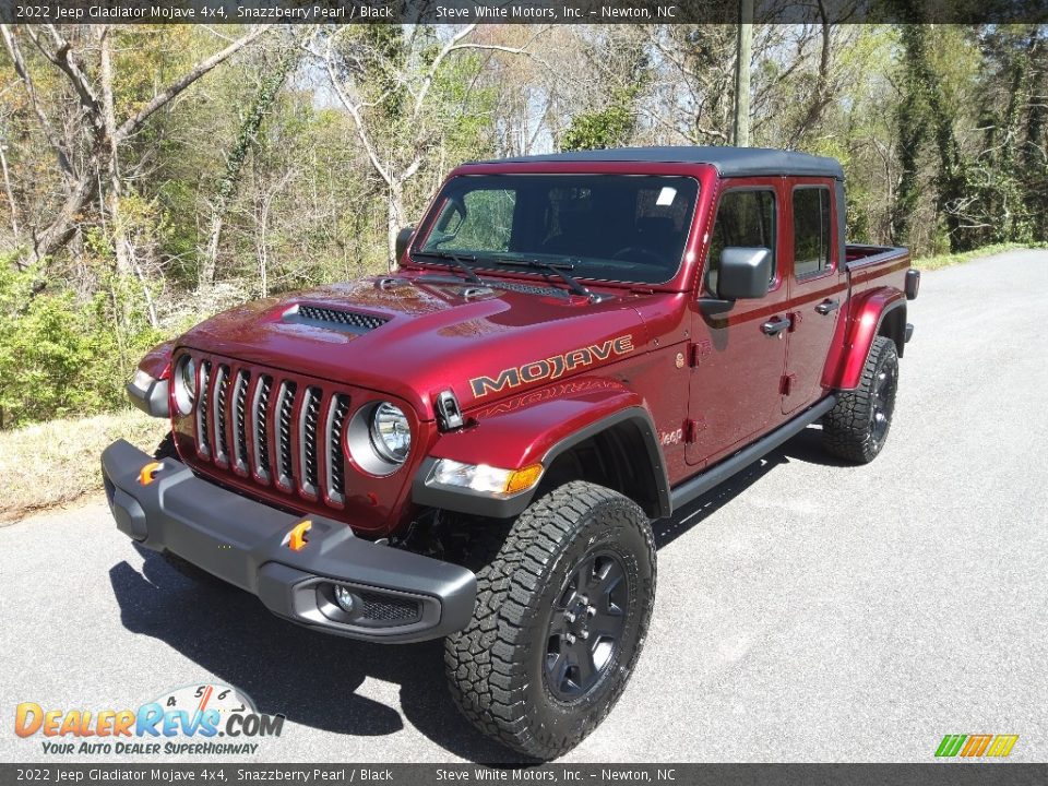 2022 Jeep Gladiator Mojave 4x4 Snazzberry Pearl / Black Photo #3