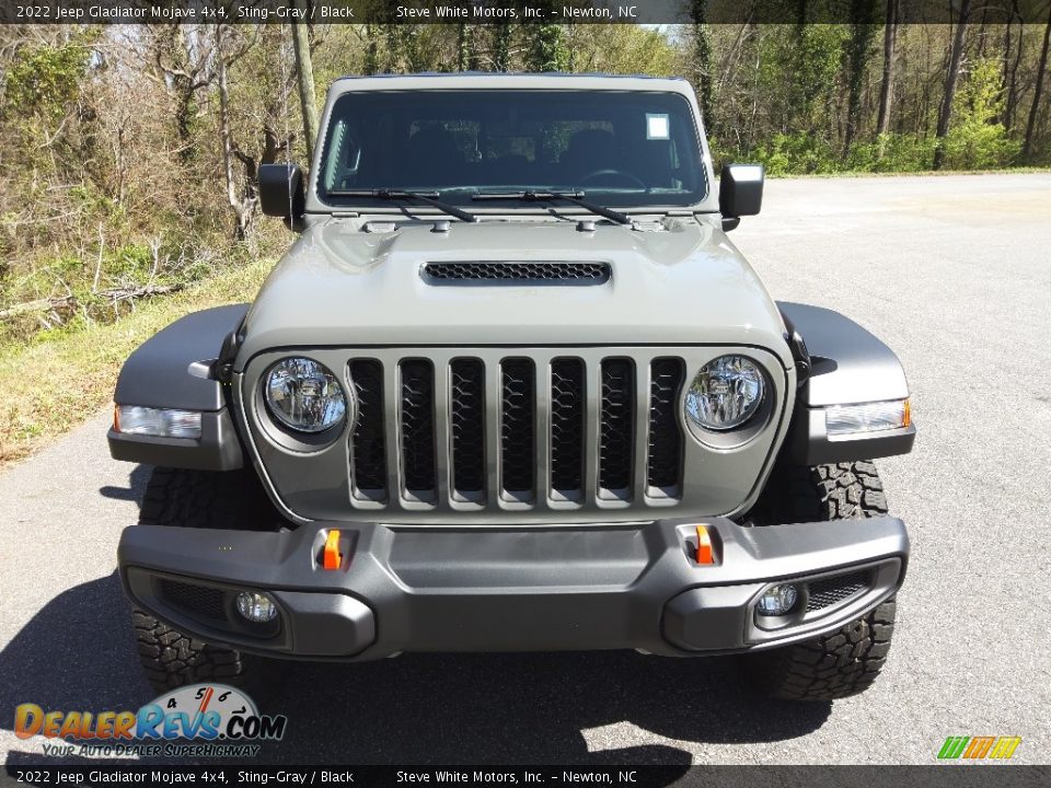 2022 Jeep Gladiator Mojave 4x4 Sting-Gray / Black Photo #3