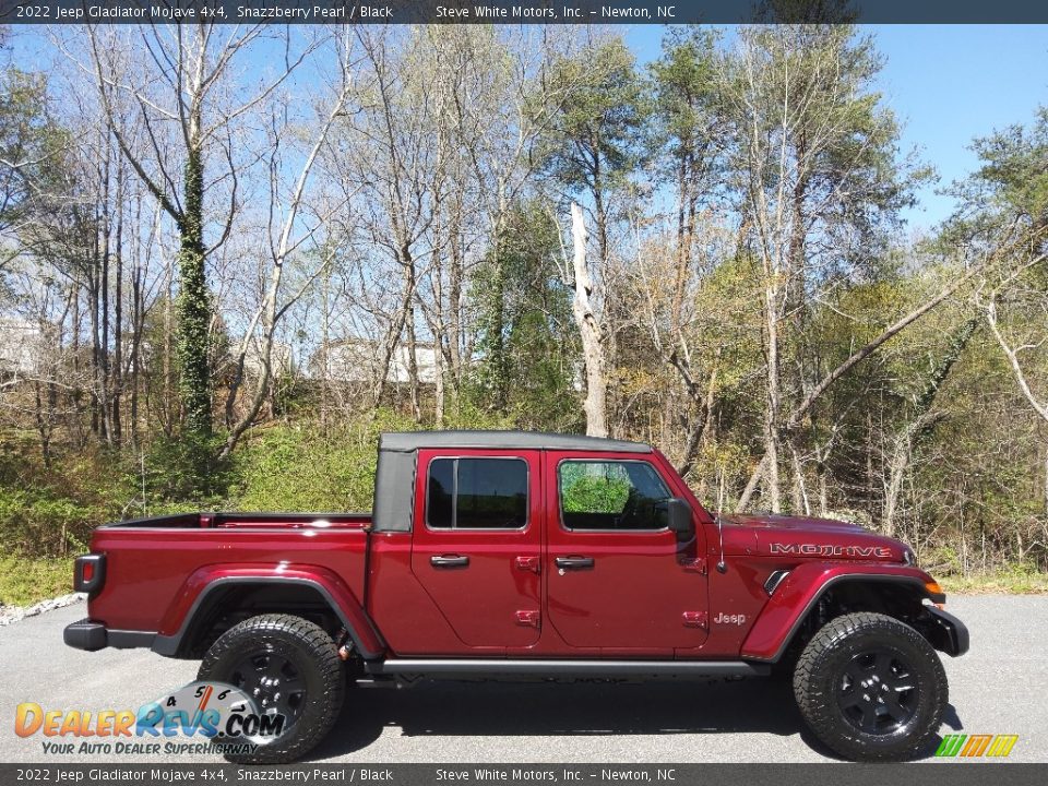 2022 Jeep Gladiator Mojave 4x4 Snazzberry Pearl / Black Photo #10