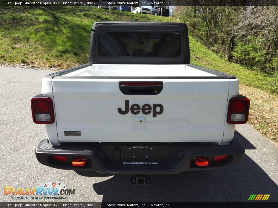 2022 Jeep Gladiator Mojave 4x4 Bright White / Black Photo #7