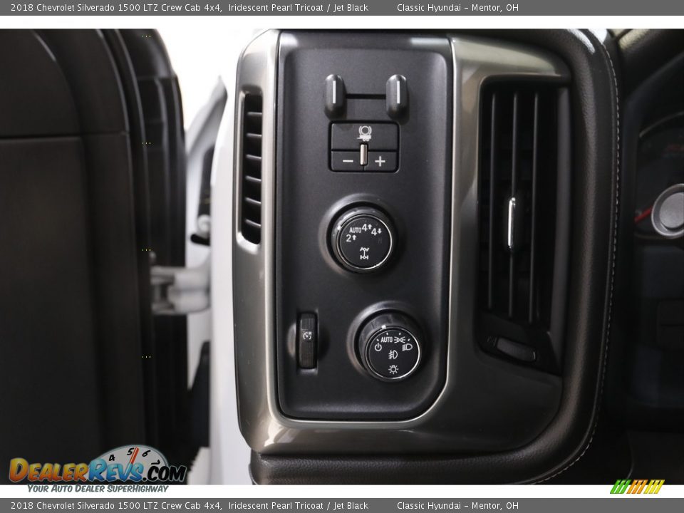 2018 Chevrolet Silverado 1500 LTZ Crew Cab 4x4 Iridescent Pearl Tricoat / Jet Black Photo #6