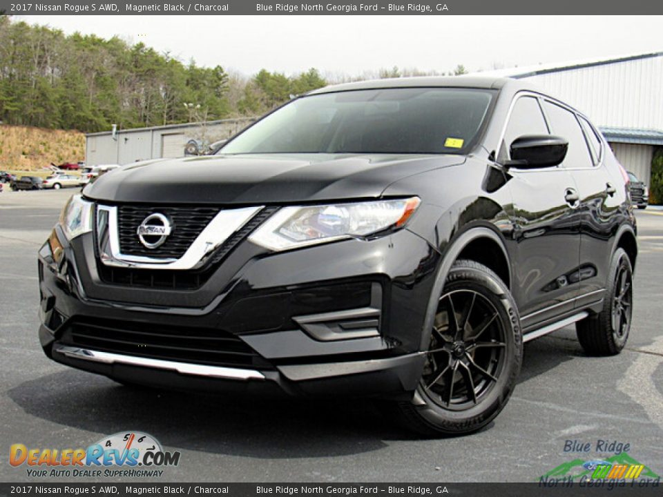 2017 Nissan Rogue S AWD Magnetic Black / Charcoal Photo #1