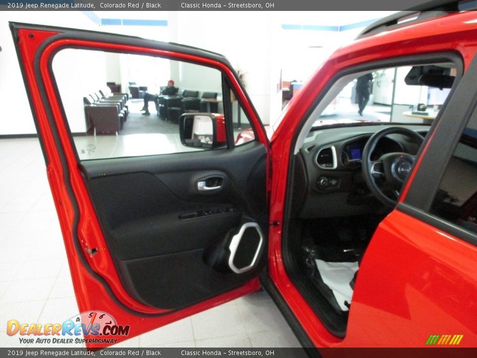 2019 Jeep Renegade Latitude Colorado Red / Black Photo #25