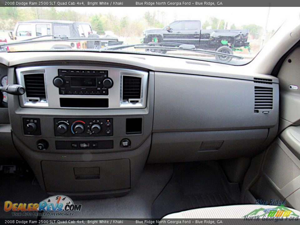 2008 Dodge Ram 2500 SLT Quad Cab 4x4 Bright White / Khaki Photo #15