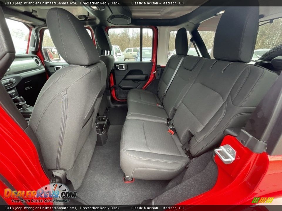 2018 Jeep Wrangler Unlimited Sahara 4x4 Firecracker Red / Black Photo #16