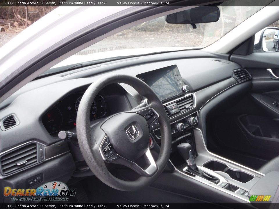 2019 Honda Accord LX Sedan Platinum White Pearl / Black Photo #9