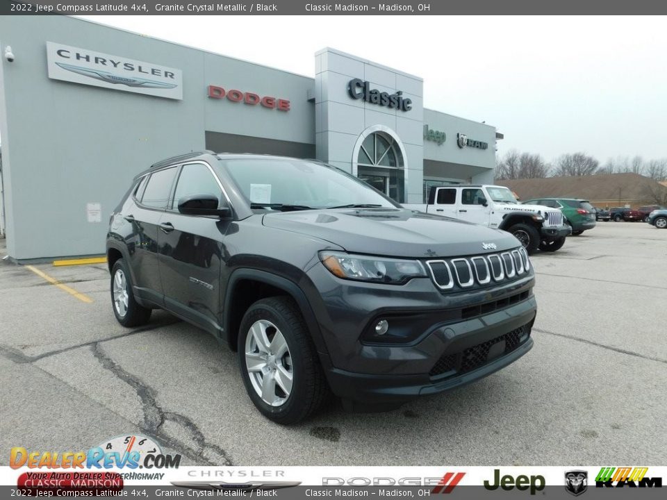2022 Jeep Compass Latitude 4x4 Granite Crystal Metallic / Black Photo #1