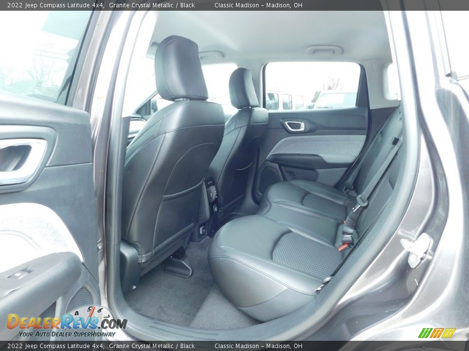 2022 Jeep Compass Latitude 4x4 Granite Crystal Metallic / Black Photo #7