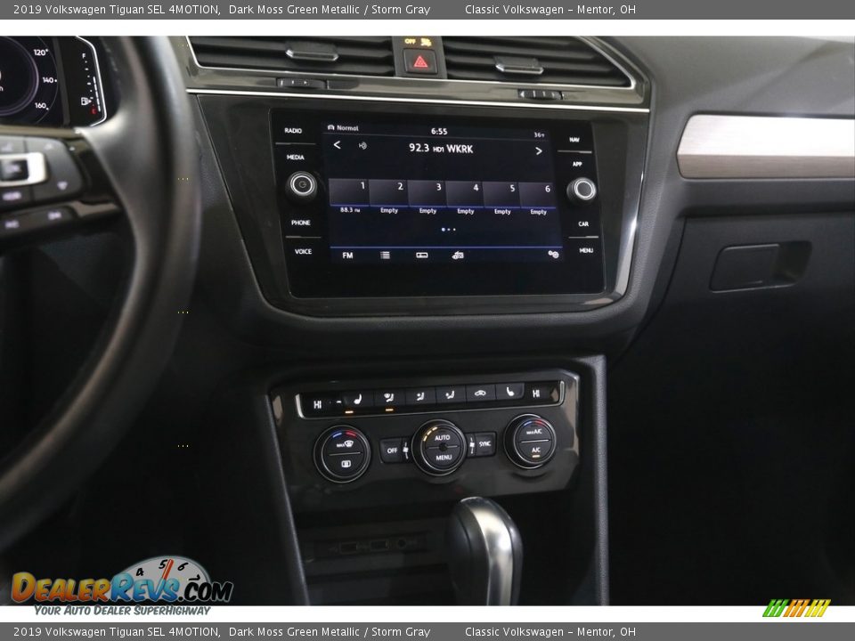 2019 Volkswagen Tiguan SEL 4MOTION Dark Moss Green Metallic / Storm Gray Photo #9