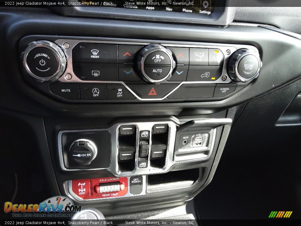 Controls of 2022 Jeep Gladiator Mojave 4x4 Photo #26