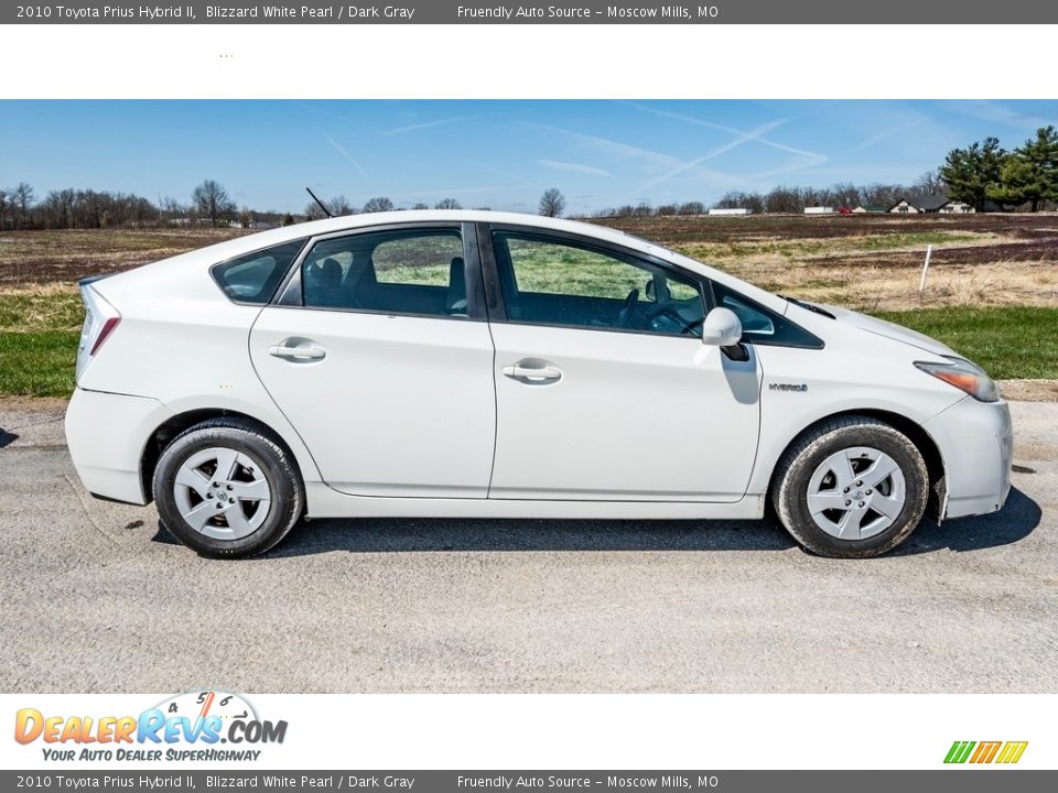 2010 Toyota Prius Hybrid II Blizzard White Pearl / Dark Gray Photo #3