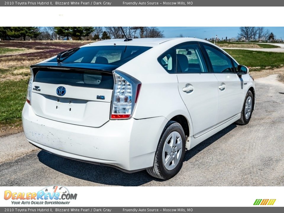 2010 Toyota Prius Hybrid II Blizzard White Pearl / Dark Gray Photo #4