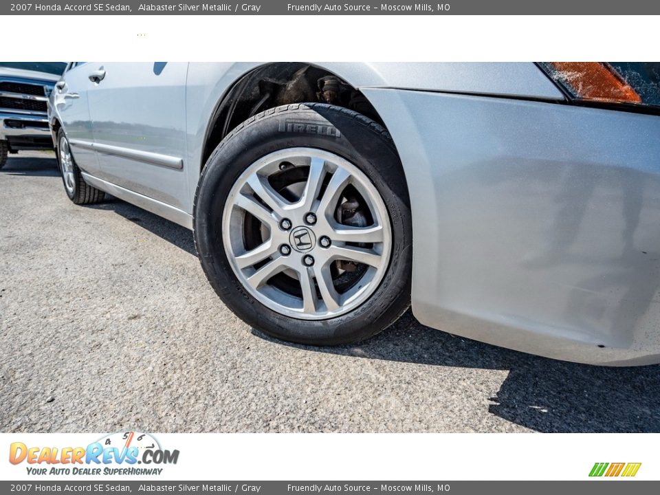 2007 Honda Accord SE Sedan Alabaster Silver Metallic / Gray Photo #2