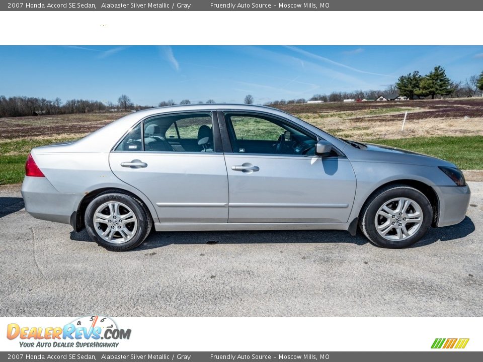 2007 Honda Accord SE Sedan Alabaster Silver Metallic / Gray Photo #3