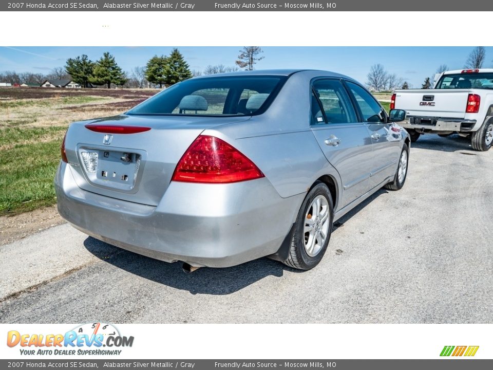 2007 Honda Accord SE Sedan Alabaster Silver Metallic / Gray Photo #4