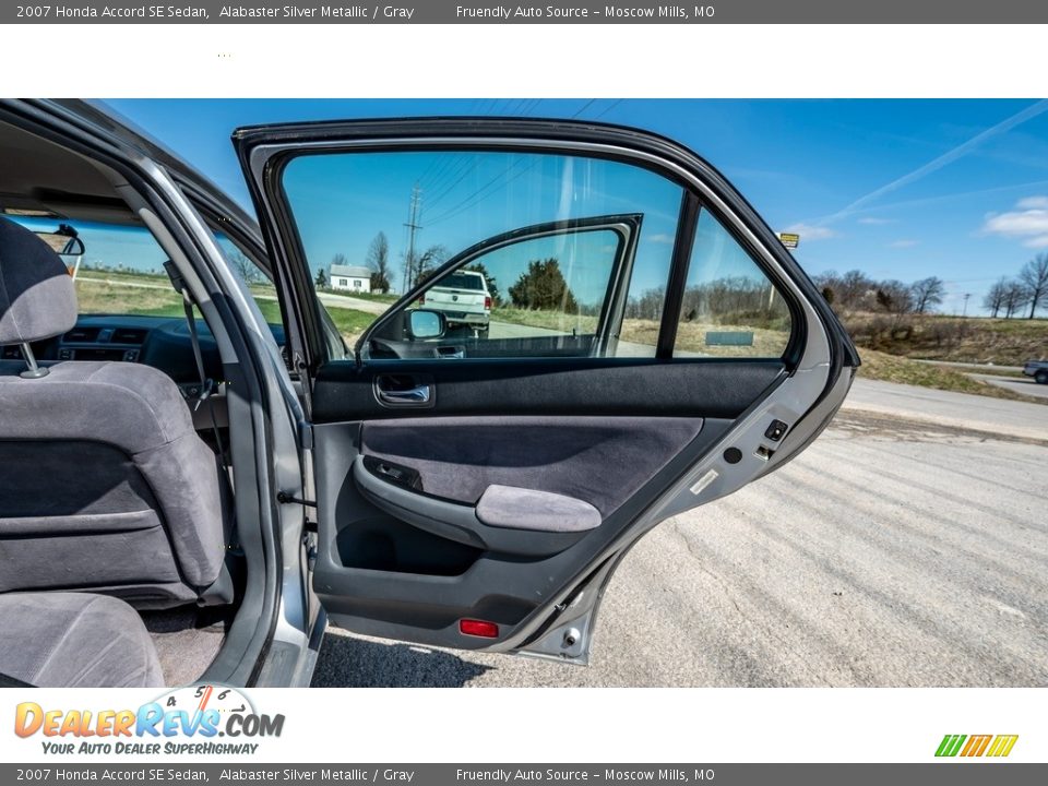 2007 Honda Accord SE Sedan Alabaster Silver Metallic / Gray Photo #25