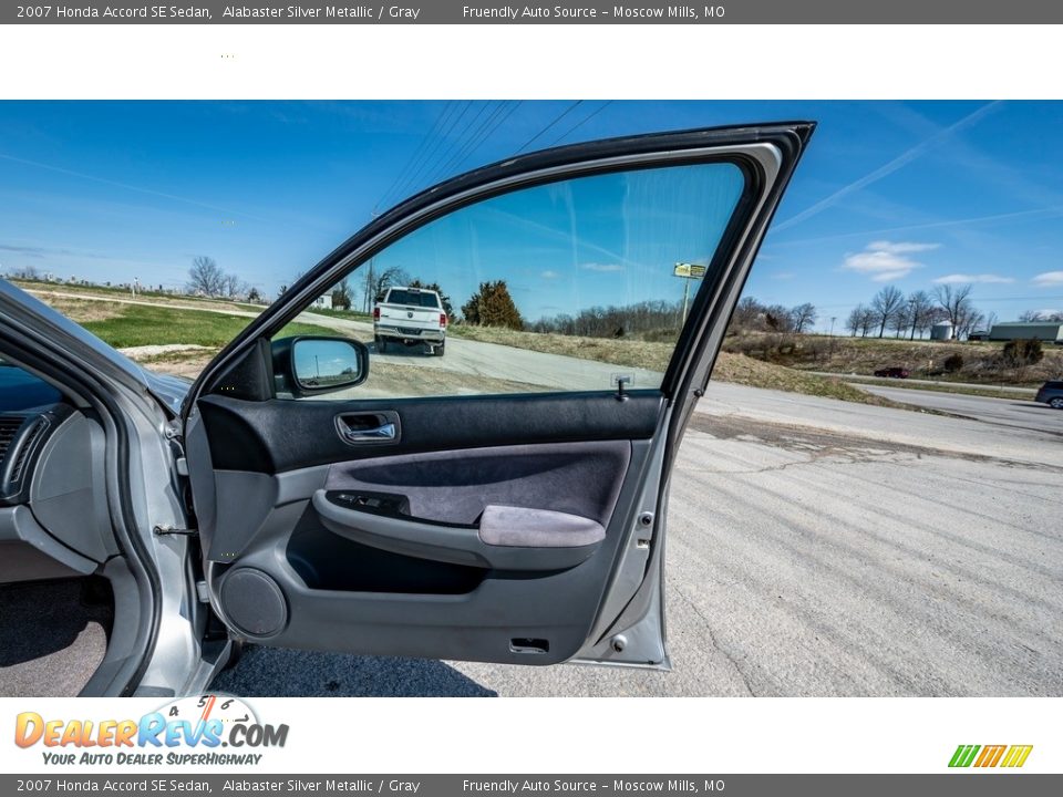 2007 Honda Accord SE Sedan Alabaster Silver Metallic / Gray Photo #26