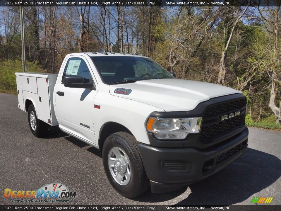 2022 Ram 2500 Tradesman Regular Cab Chassis 4x4 Bright White / Black/Diesel Gray Photo #4