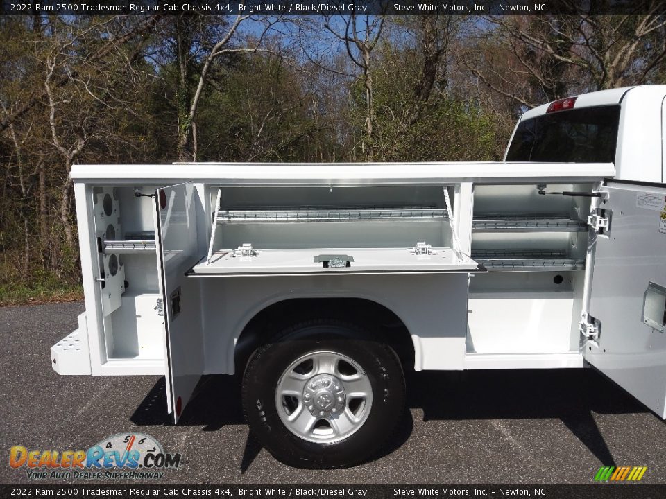 2022 Ram 2500 Tradesman Regular Cab Chassis 4x4 Bright White / Black/Diesel Gray Photo #7