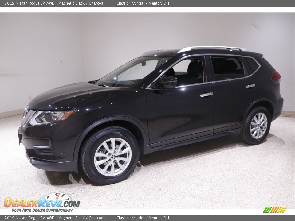 2019 Nissan Rogue SV AWD Magnetic Black / Charcoal Photo #3
