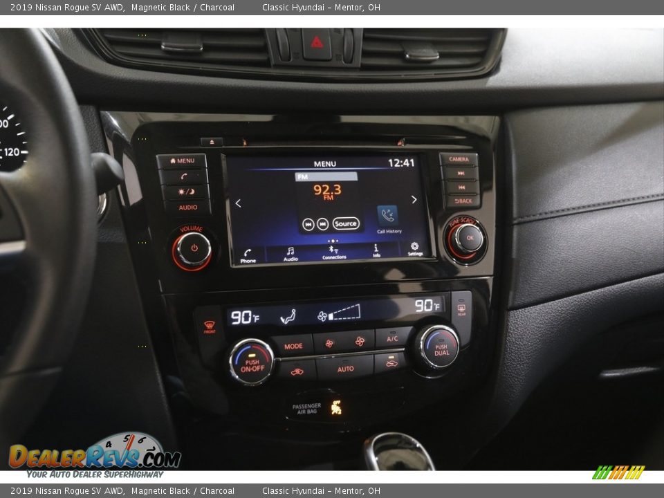 2019 Nissan Rogue SV AWD Magnetic Black / Charcoal Photo #9
