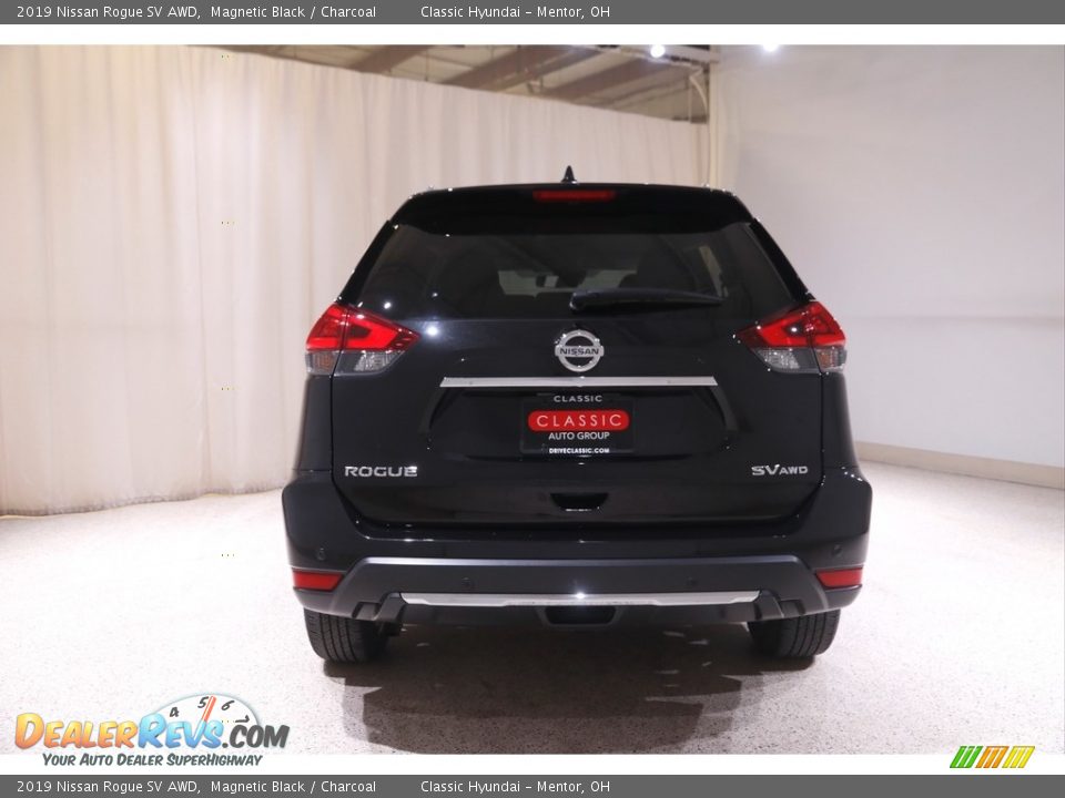 2019 Nissan Rogue SV AWD Magnetic Black / Charcoal Photo #18