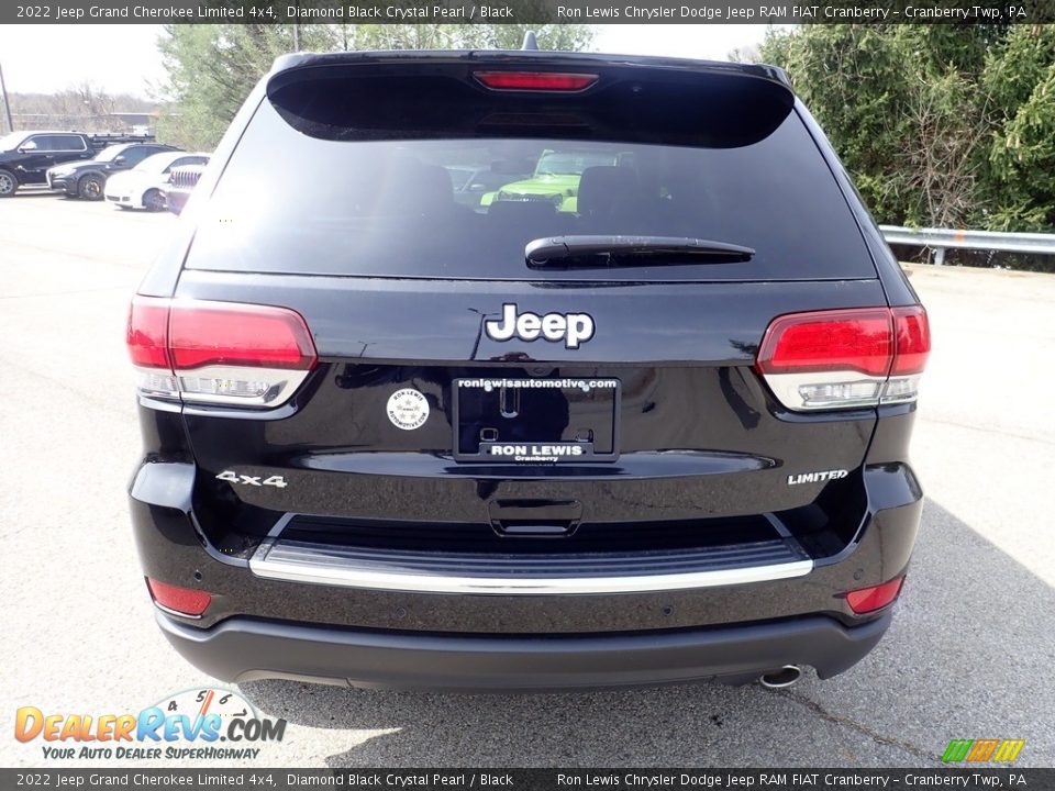 2022 Jeep Grand Cherokee Limited 4x4 Diamond Black Crystal Pearl / Black Photo #4