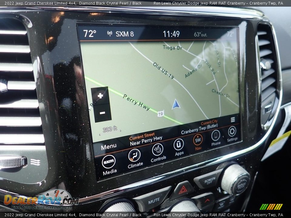 2022 Jeep Grand Cherokee Limited 4x4 Diamond Black Crystal Pearl / Black Photo #16