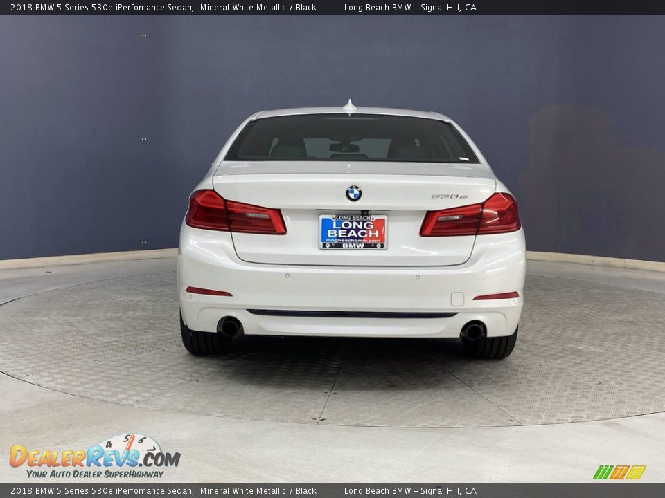 2018 BMW 5 Series 530e iPerfomance Sedan Mineral White Metallic / Black Photo #4