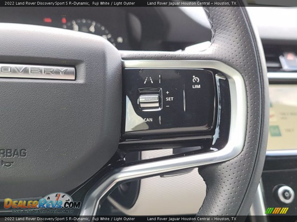 2022 Land Rover Discovery Sport S R-Dynamic Steering Wheel Photo #18