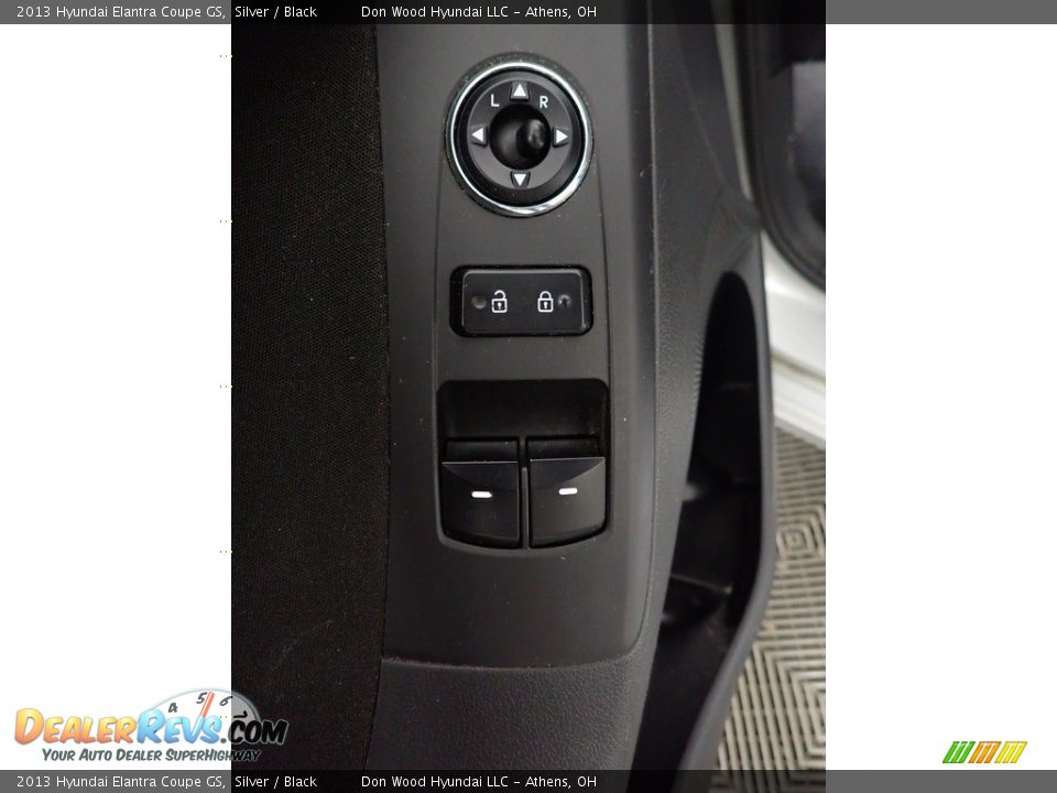 2013 Hyundai Elantra Coupe GS Silver / Black Photo #22
