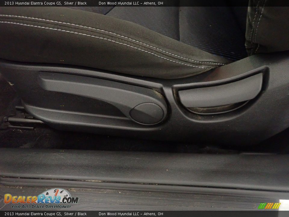 2013 Hyundai Elantra Coupe GS Silver / Black Photo #24