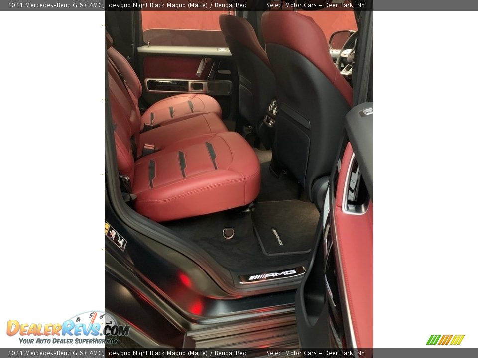 2021 Mercedes-Benz G 63 AMG designo Night Black Magno (Matte) / Bengal Red Photo #17
