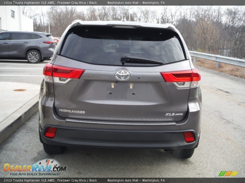 2019 Toyota Highlander XLE AWD Predawn Gray Mica / Black Photo #16