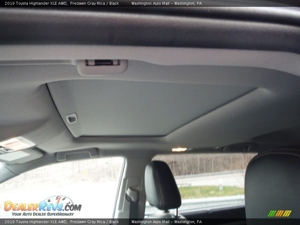 2019 Toyota Highlander XLE AWD Predawn Gray Mica / Black Photo #19