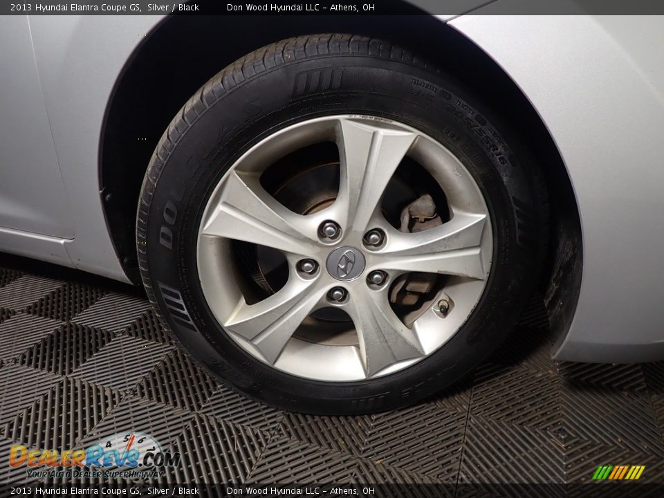 2013 Hyundai Elantra Coupe GS Silver / Black Photo #35