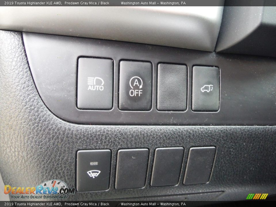 2019 Toyota Highlander XLE AWD Predawn Gray Mica / Black Photo #23