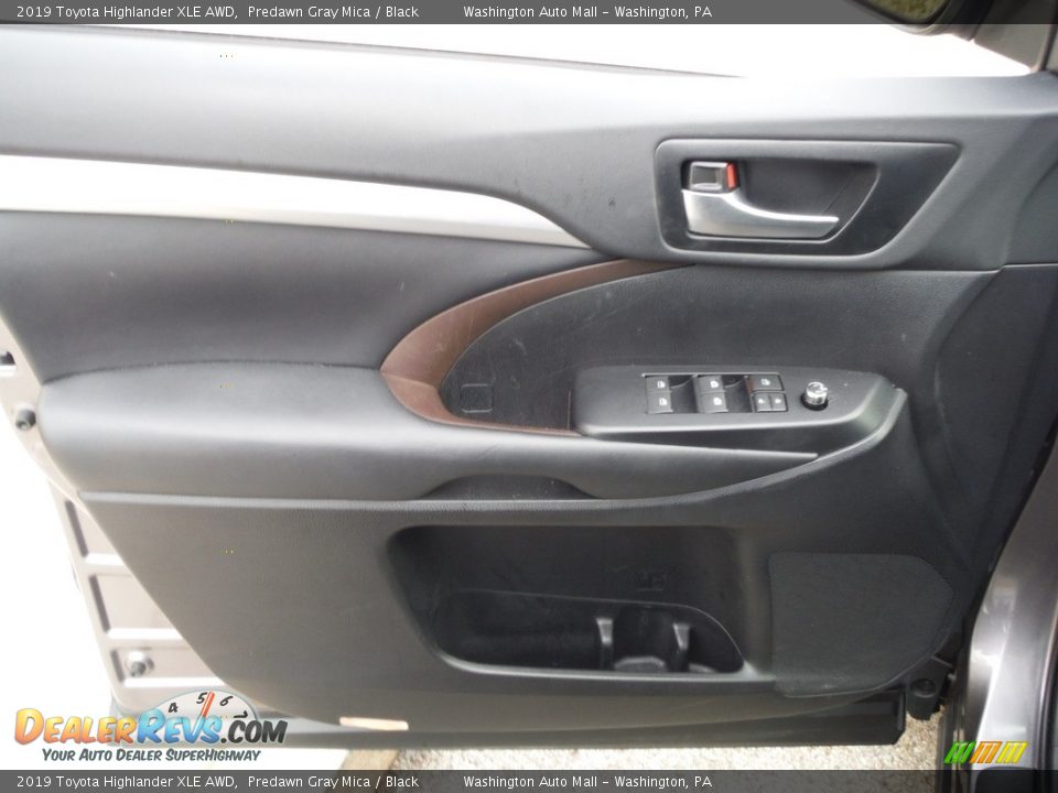 2019 Toyota Highlander XLE AWD Predawn Gray Mica / Black Photo #24