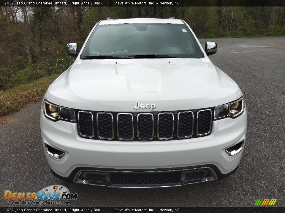 2022 Jeep Grand Cherokee Limited Bright White / Black Photo #3